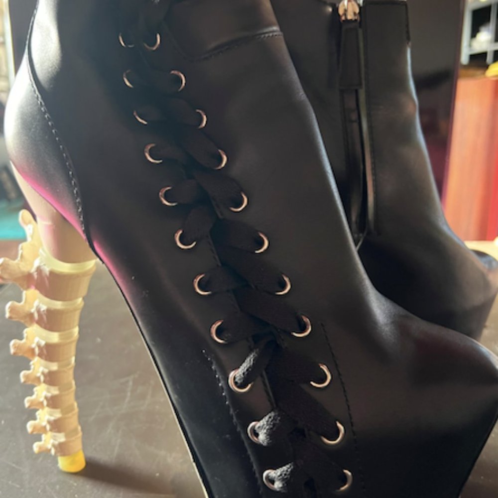 DSquared2 Limited Edition Icon Spine Heel Black Leather Ankle Boot